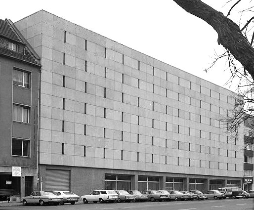 The 1971 building